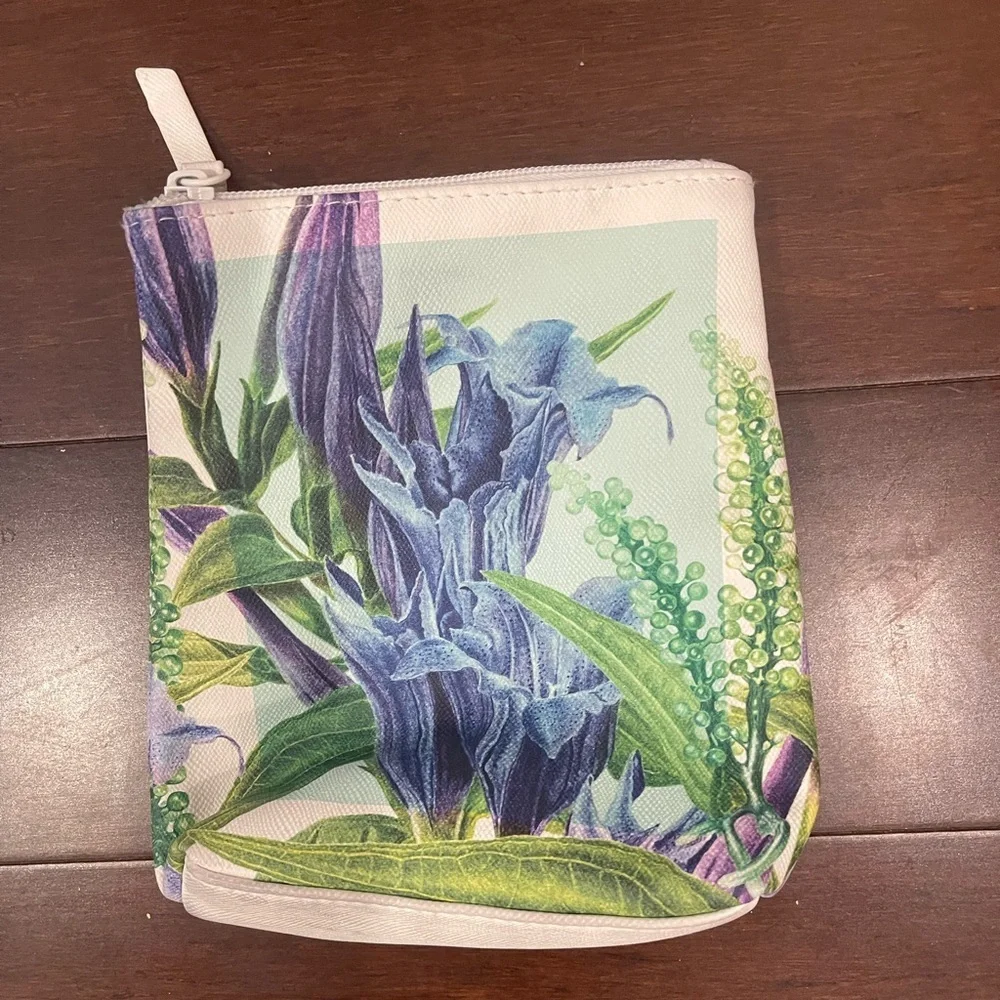 guc Floral Print Women's dauphin pouch makeup Bag